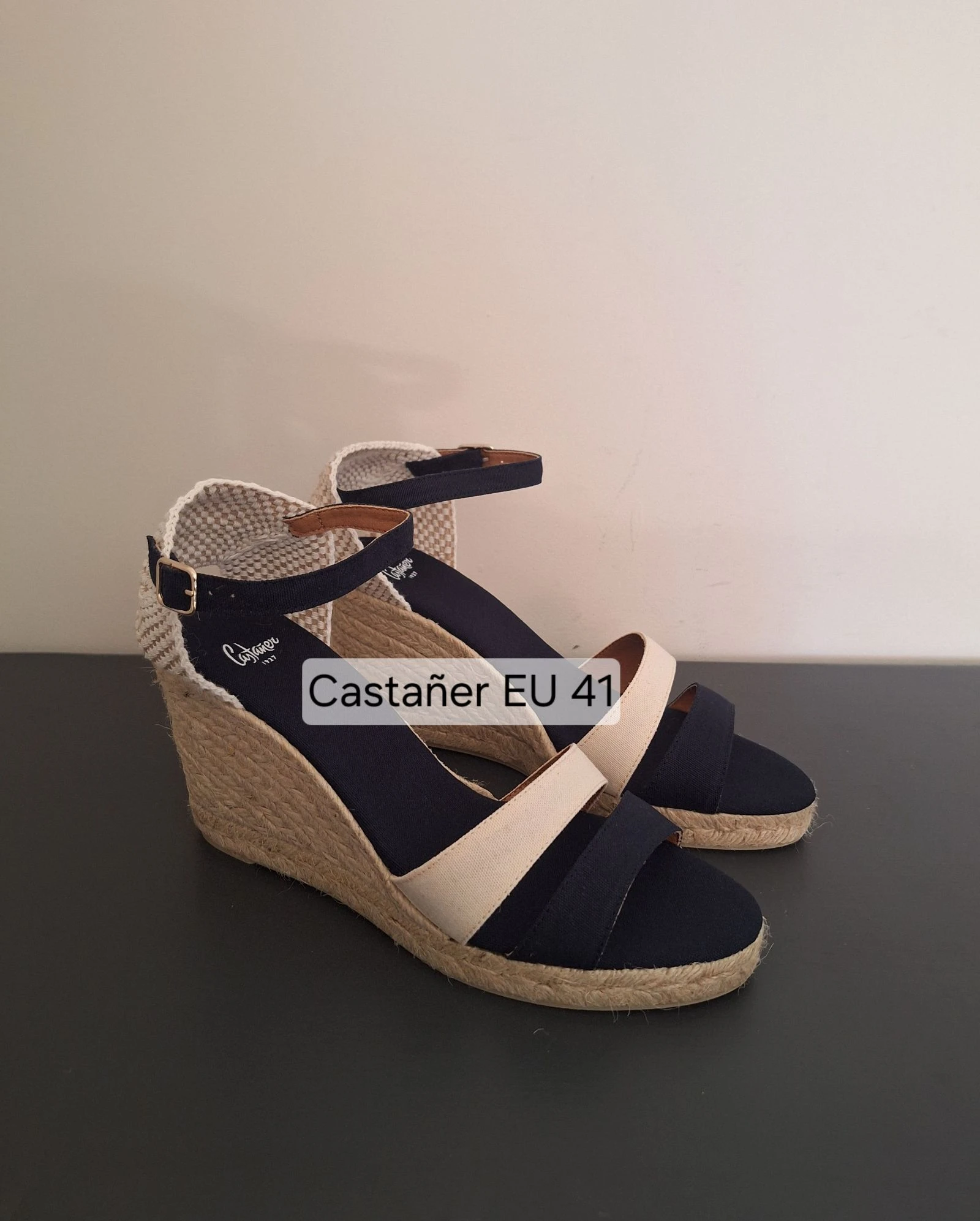 Castañer espadrilles sleehakken marineblauw crème 41